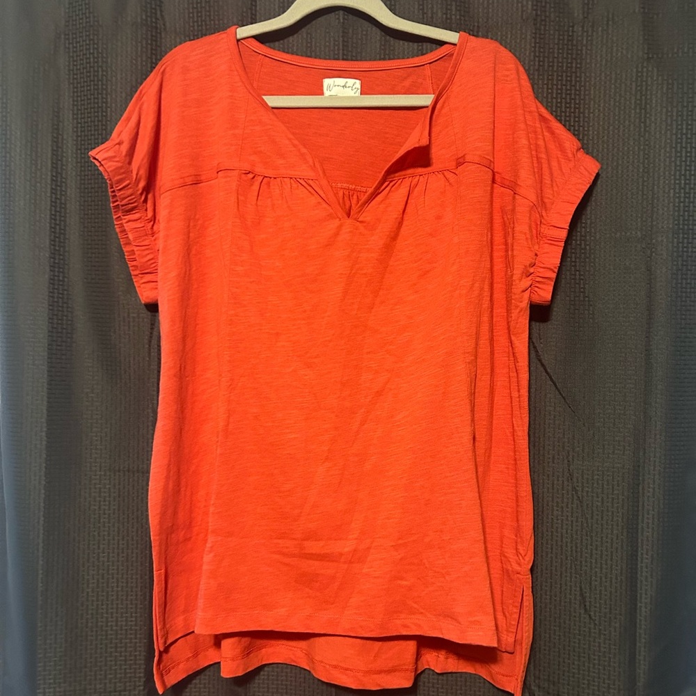 New with tags Wonderly brand Women’s Orange Blouse Size Large